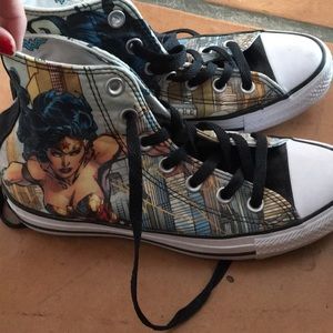 Converse brand new never worn Wonder Woman